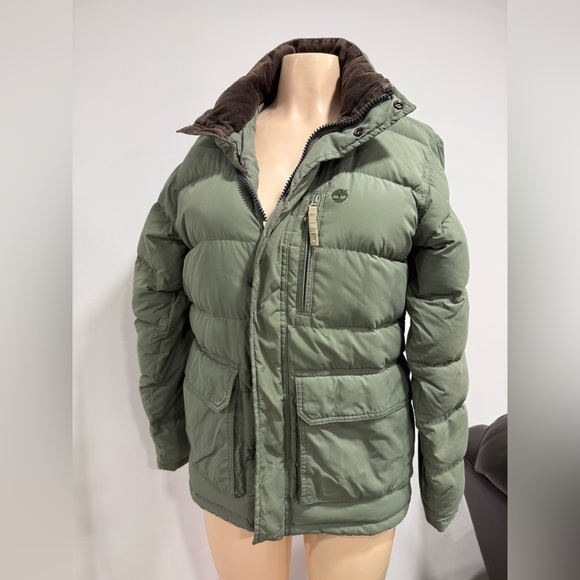 Timberland Men's Olive Green Puffer. - Picture 7 of 10